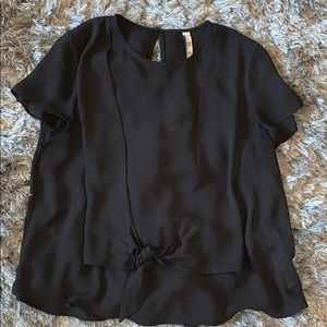 EUC🌺 Zara trf collection front knot shirt